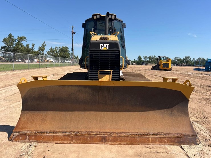 2017-caterpillar-d5k2-lgp-image-7