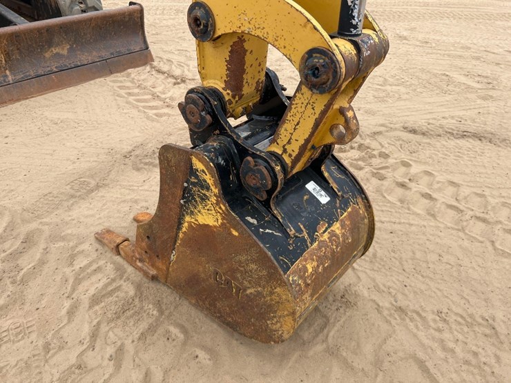 2020-caterpillar-303.5e2-cr-image-20