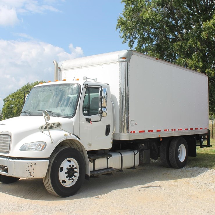 2014 FREIGHTLINER BUSINESS CLASS M-2