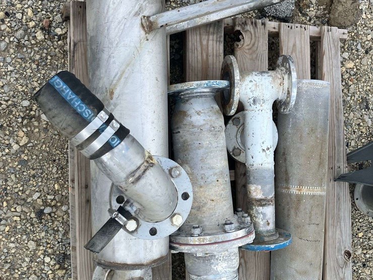 1500-gal.-stainless-steel-chemical-mixing-tank-and-stainless-fittings-image-16