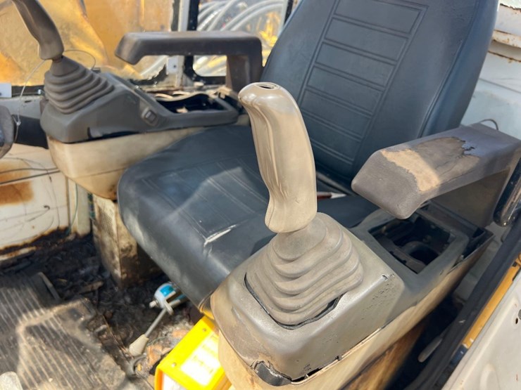 komatsu-pc150-5-image-33