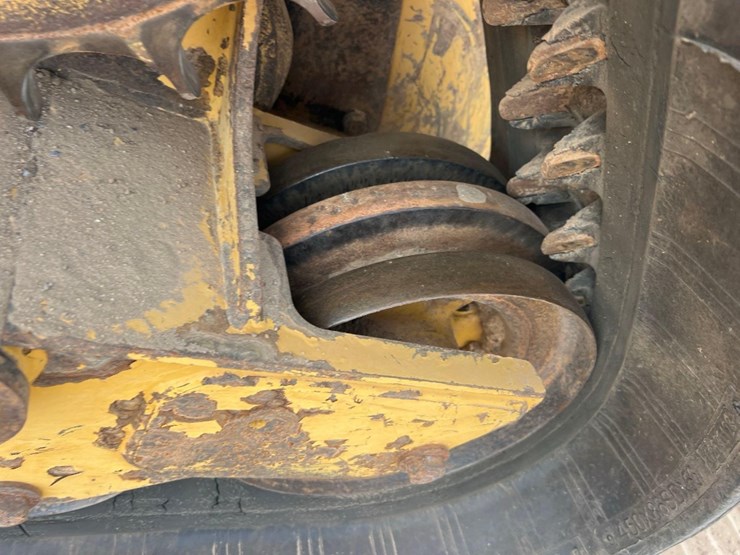 2016-caterpillar-289d-image-23