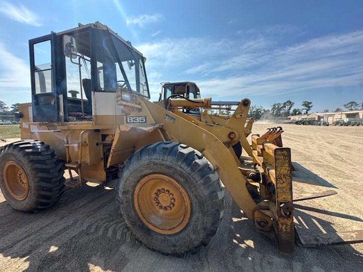 #2286-•-tcm-835-2-series-rubber-tire-loader-image-14