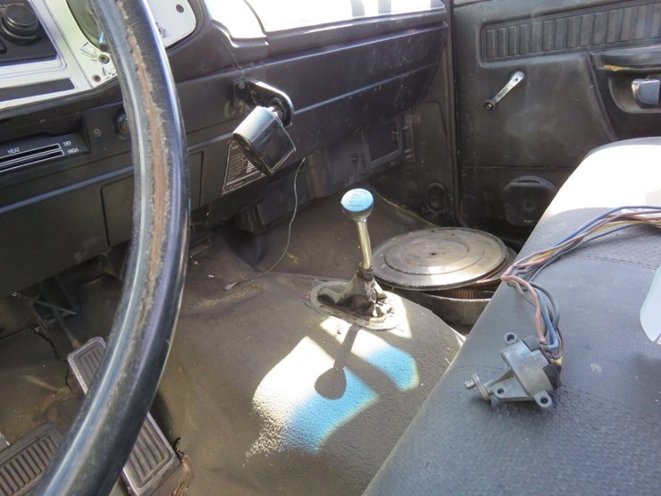 1976-dodge-m880-1¼-ton-pickup-image-10