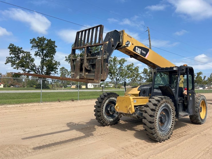 2014-caterpillar-tl642c-image-8