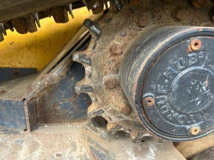 deere-331g-image-40