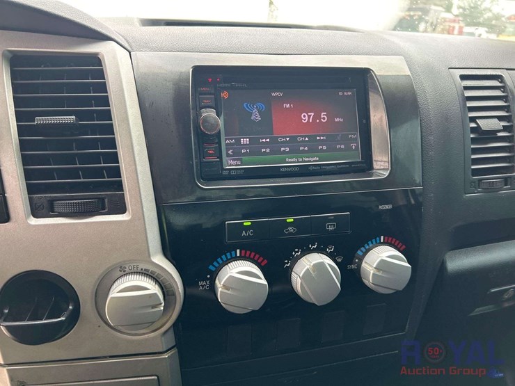 2008-toyota-tundra-image-15