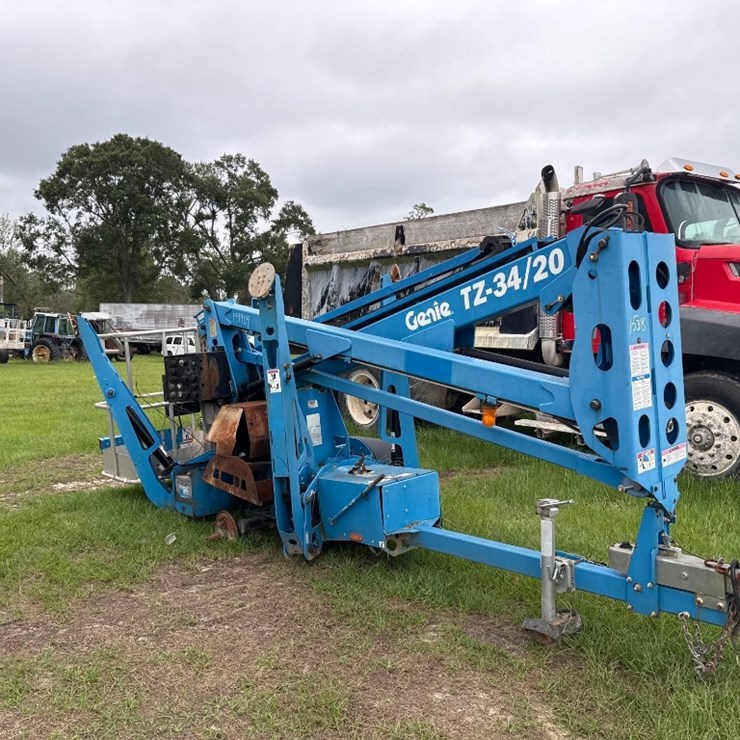 2016 GENIE TZ34/20