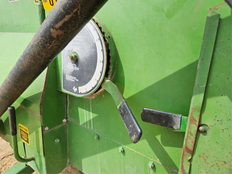 john-deere-714a-image-11