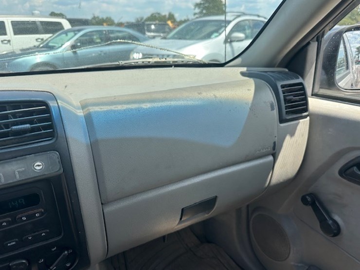 2005-chevrolet-colorado-image-39