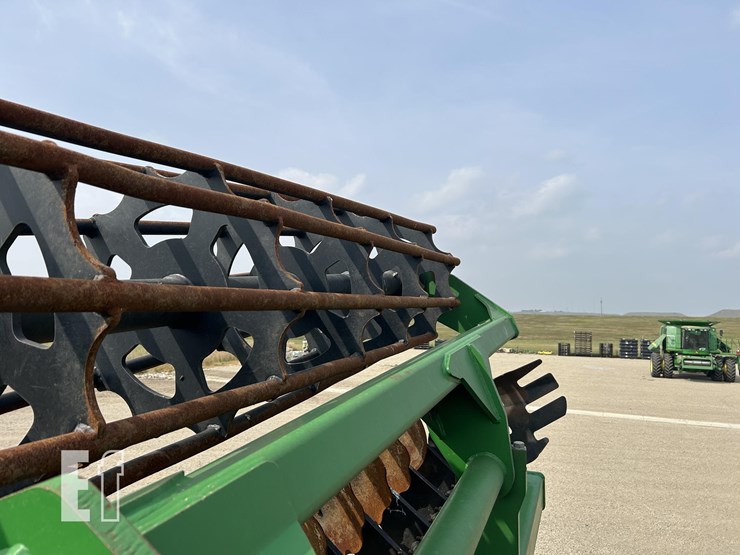 2019-john-deere-2680h-image-28