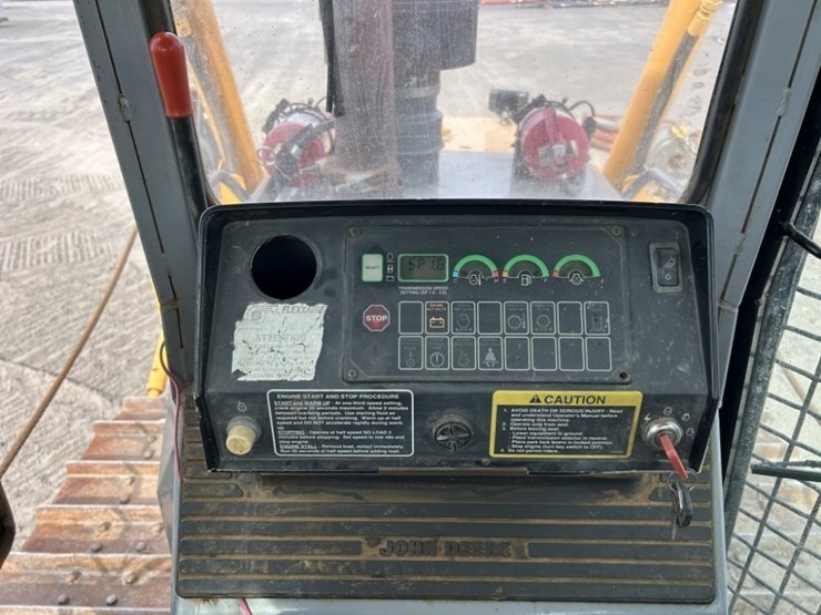 2003-deere-850c-image-13