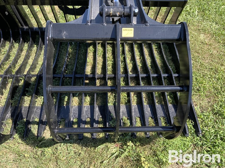 2025-notch-rbdg3-82-dual-grapple-rock-bucket-image-12