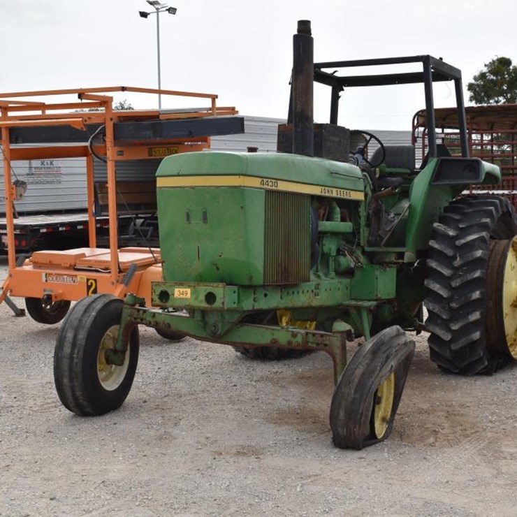 JOHN DEERE 4430