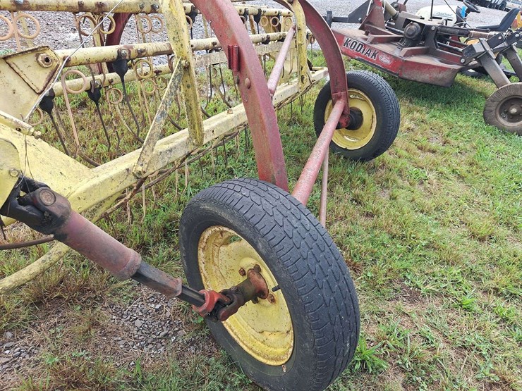 new-holland-256-image-10