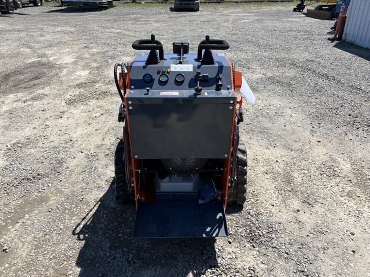 2025-tpm-t460-mini-compact-track-loader-image-5