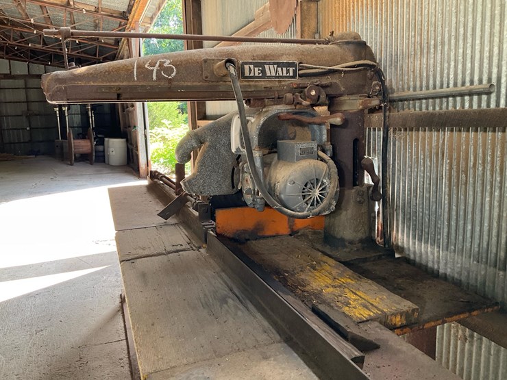 #143-•-dewalt-sliding-arm-saw-image-8