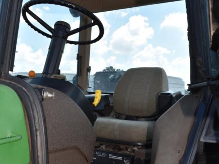 john-deere-4755-image-9