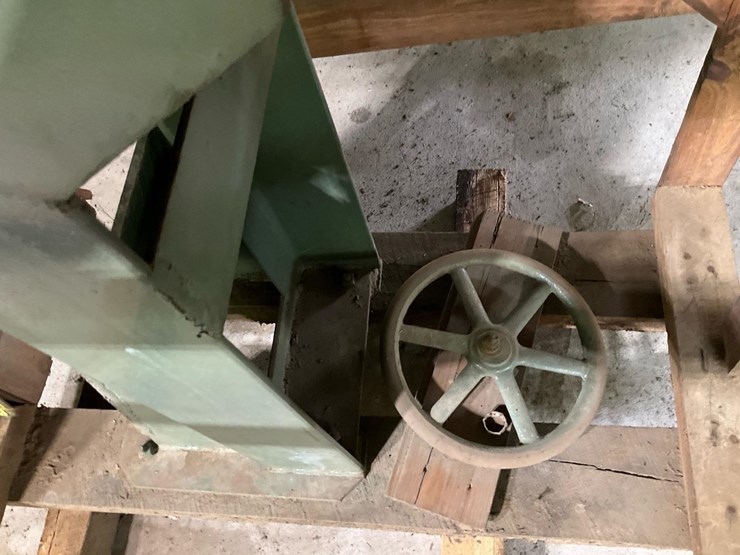 #147-•-hanchett-band-taper-roller-image-20