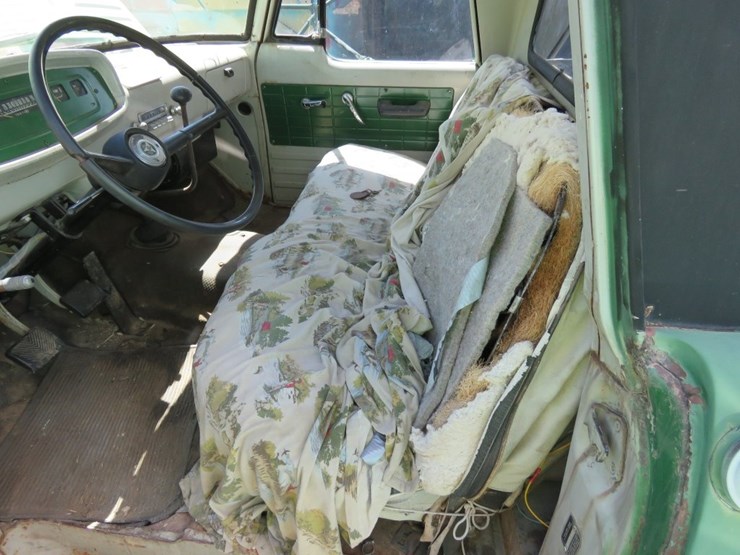 1965-dodge-d200-late-version-pickup-image-13
