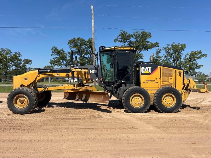 caterpillar-140m-image-1