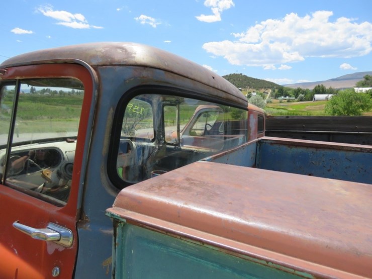 1958-dodge-w100-with-service-body-image-10
