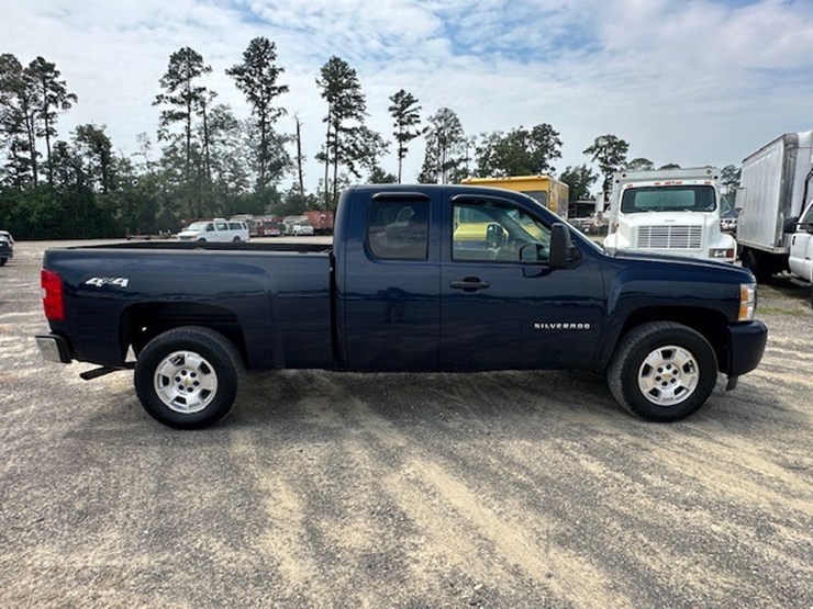 2010-chevrolet-silverado-image-7