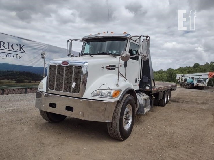 2016-peterbilt-348-image-54