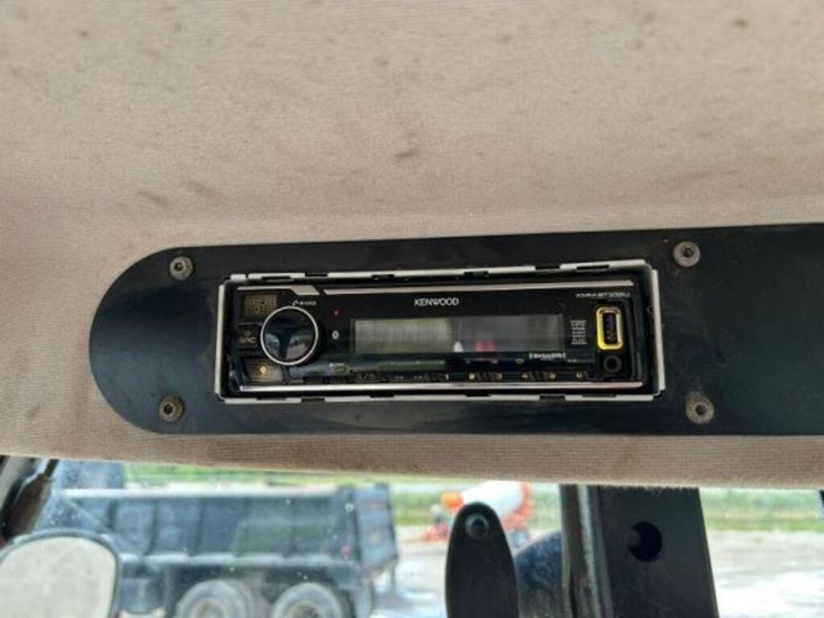 2019-jcb-409-image-14