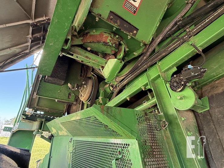 2006-john-deere-9760-sts-image-31