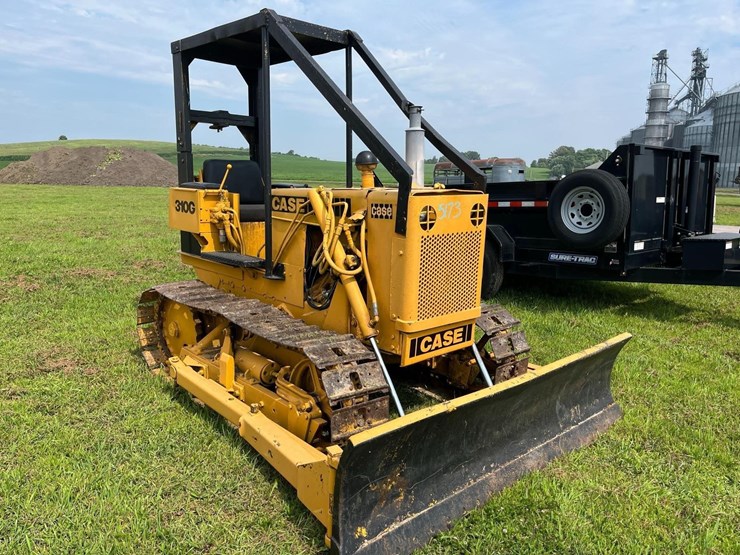 case-310g-crawler-image-1