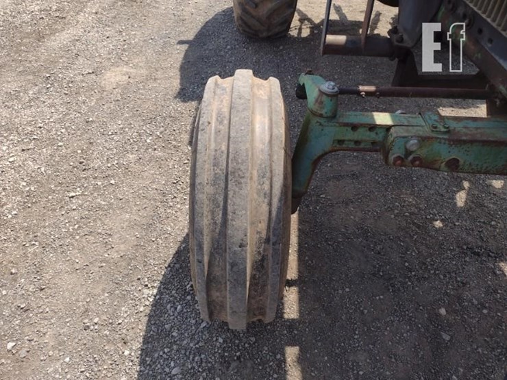 john-deere-4240-image-19