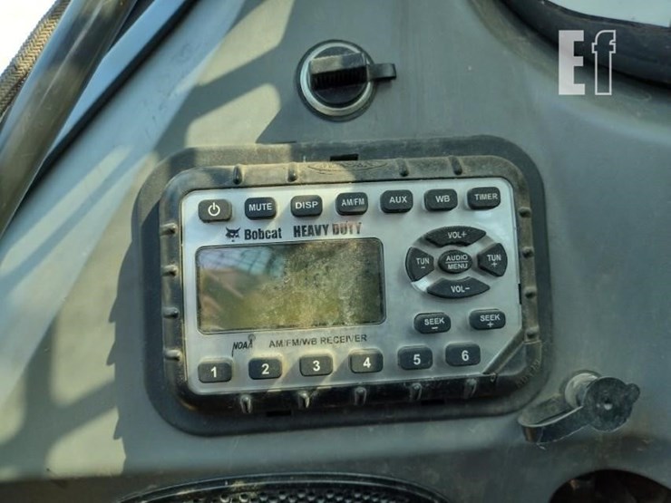 2016-bobcat-t770-image-10