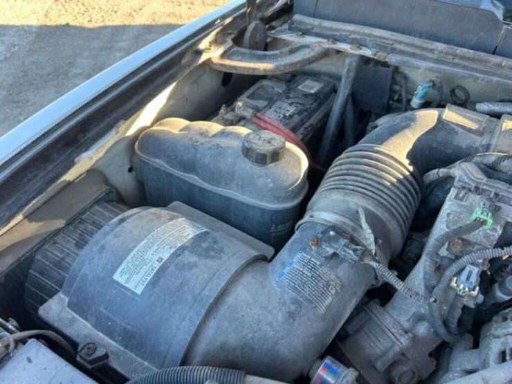2008-chevrolet-silverado-3500hd-image-25