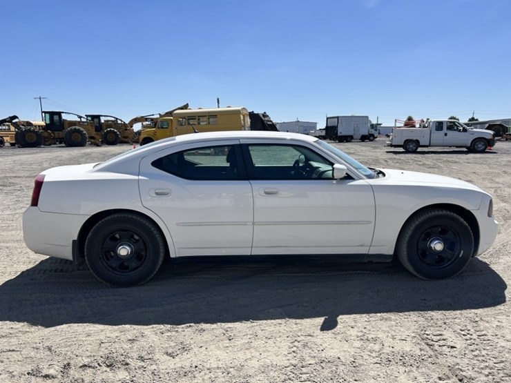 2008-dodge-charger-sedan-image-6