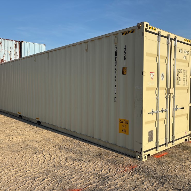 #1230 • 40 FT CONTAINER