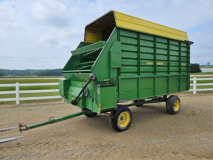 john-deere-714a-image-1