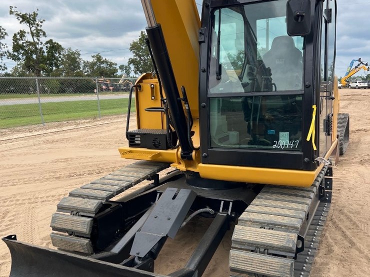 2017-caterpillar-307e2-image-11