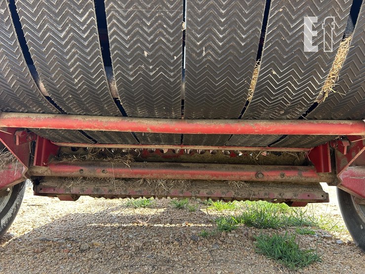 case-ih-8430-image-11