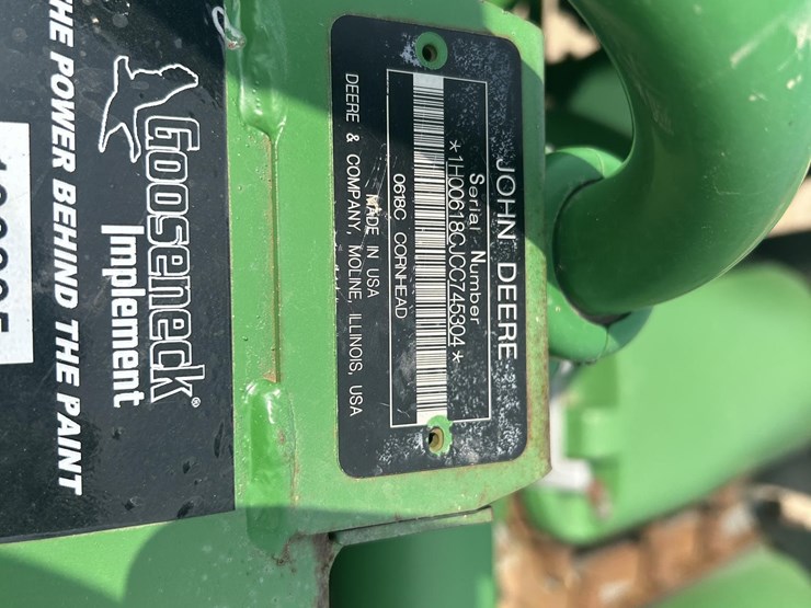 2012-john-deere-618c-image-47
