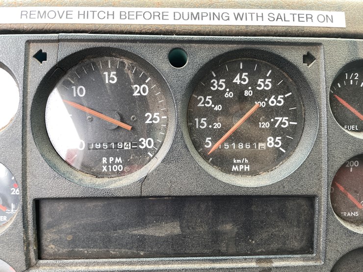 #9859-•-2000-freightliner-single-axle-utility-dump-truck(has-wi-salvage-title)-image-36