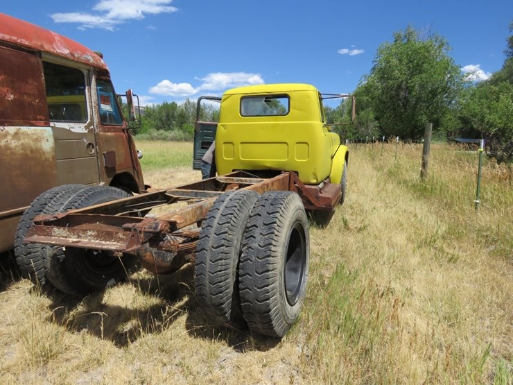 1954-dodge-c1-t8-3-ton-pickup-with-duals-image-3