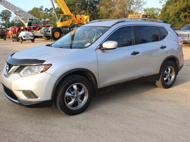 2016-nissan-rogue-image-1