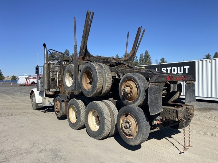 2004-peterbilt-378-image-3