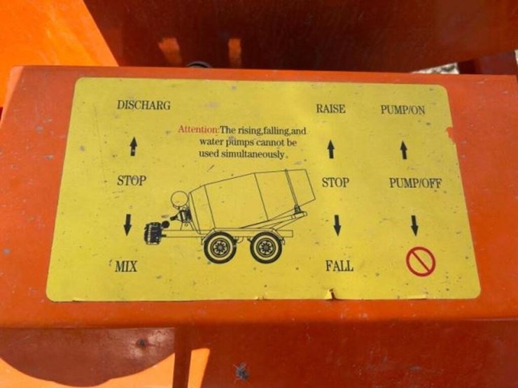 2024-2-cubic-meter-tow-behind-tri/a-concrete-mixer-image-23