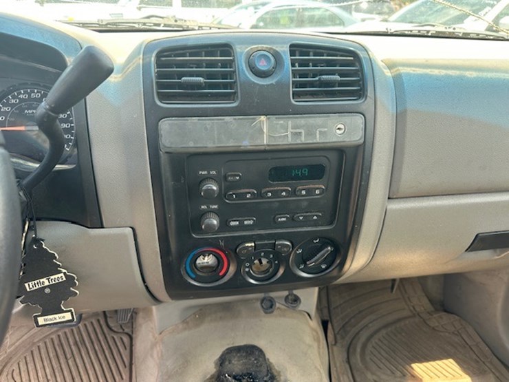 2005-chevrolet-colorado-image-40