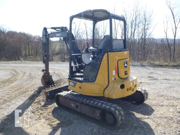 2022-deere-35g-image-50