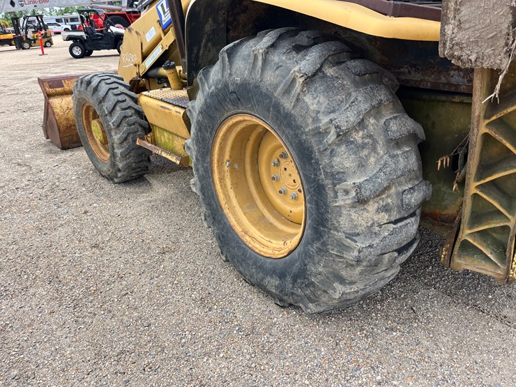 caterpillar-416d-image-14