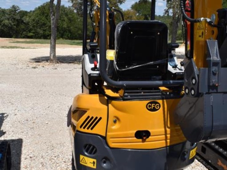 qk18r-mini-excavator-(serial-#-qk18r202507010481)-(k)-image-5