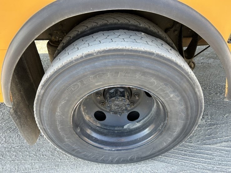 2013-ic-pb10500-school-bus-image-28